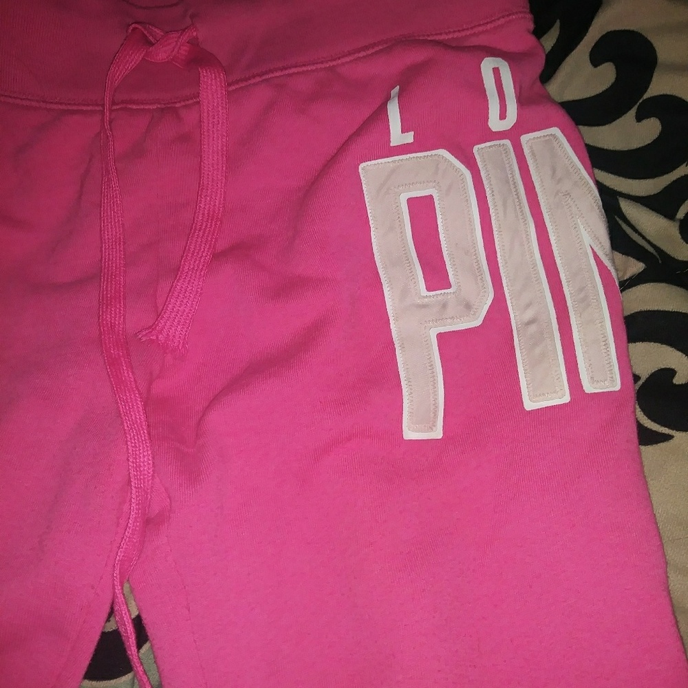 Pink VS - Picture 4 of 4